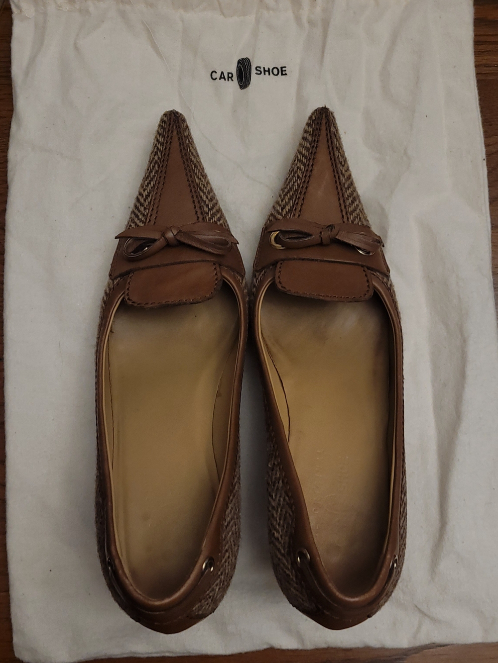 Women's Pointed Woven Leather Heels in Brown
